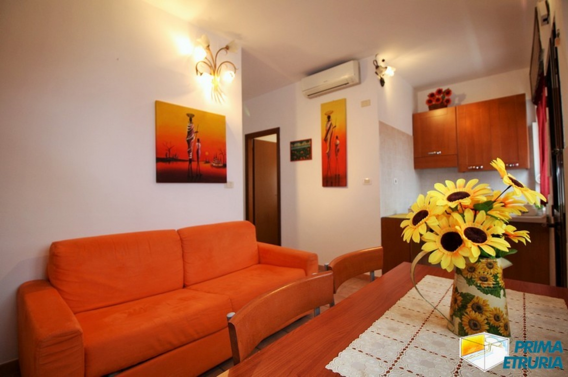 GRAZIOSO MONOLOCALE A DUE PASSI DAL MARE - ZONA TOMBOLO -
