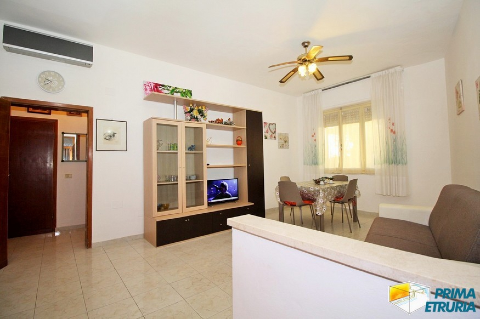 BILOCALE CON TERRAZZO VIA DELLE ROSE - ZONA ROSMARINA - ( A13 )