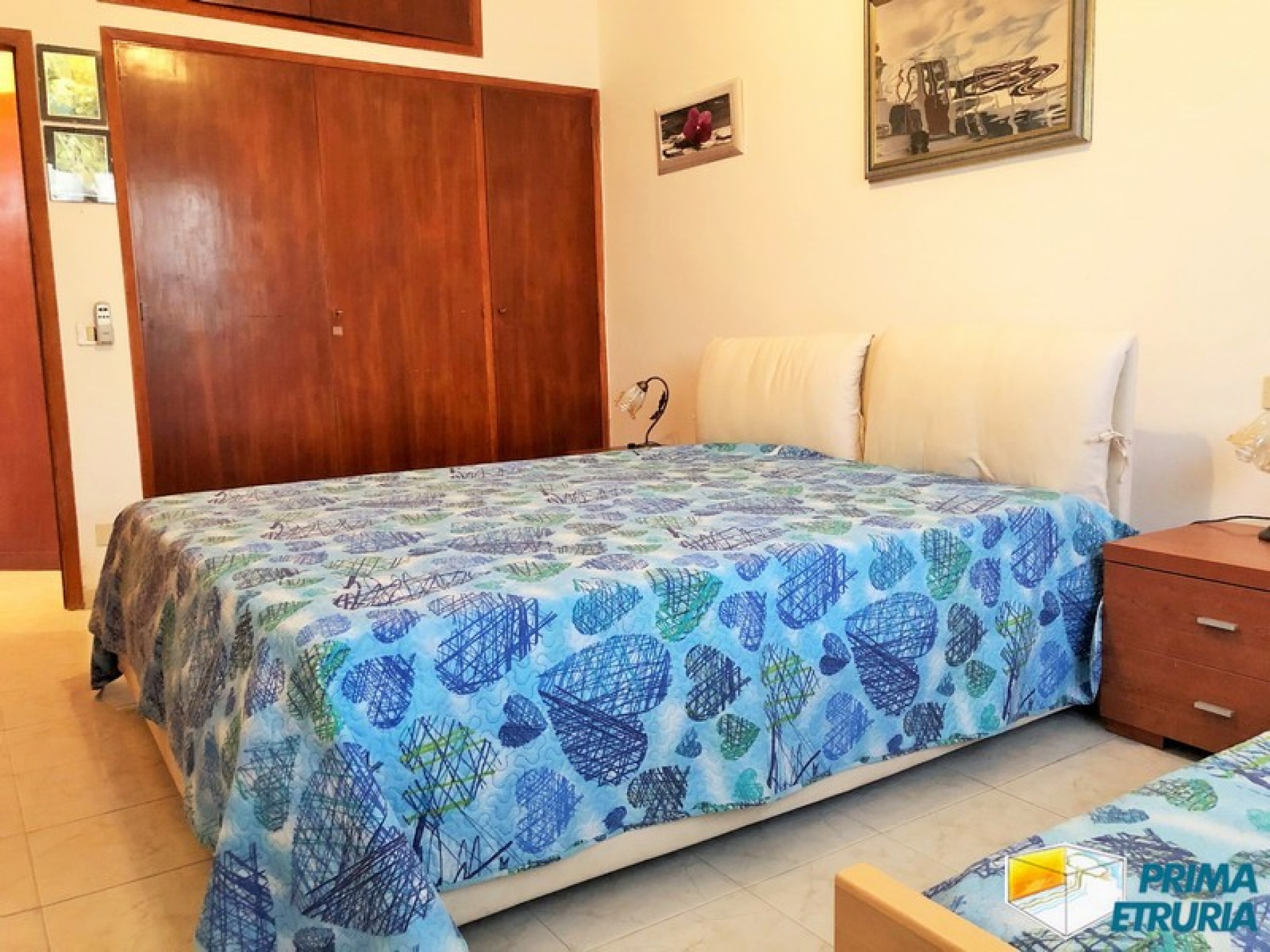 BILOCALE CON TERRAZZO VIA DELLE ROSE - ZONA ROSMARINA - ( A13 )
