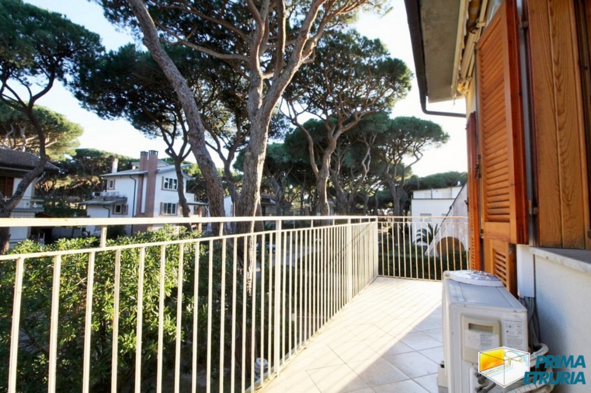 BELLISSIMA VILLETTA A SCHIERA IN VIA DELLA LAVANDA - ZONA ROSMARINA -