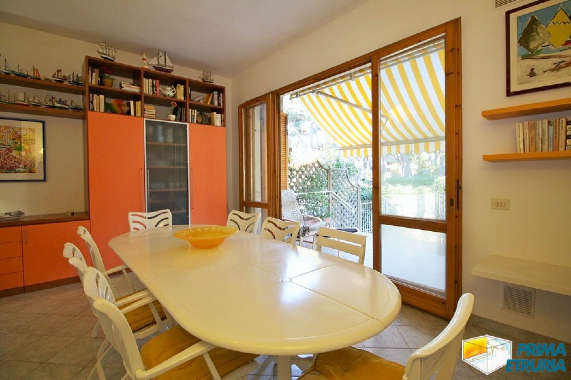 BELLISSIMA VILLETTA A SCHIERA IN VIA DELLA LAVANDA - ZONA ROSMARINA -
