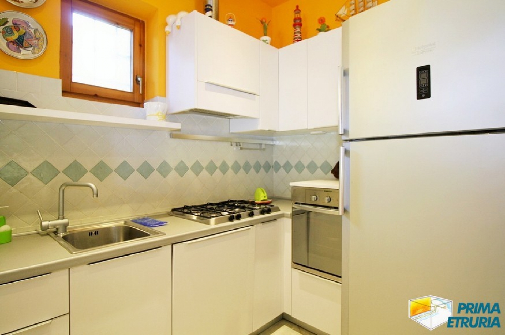 BELLISSIMA VILLETTA A SCHIERA IN VIA DELLA LAVANDA - ZONA ROSMARINA -