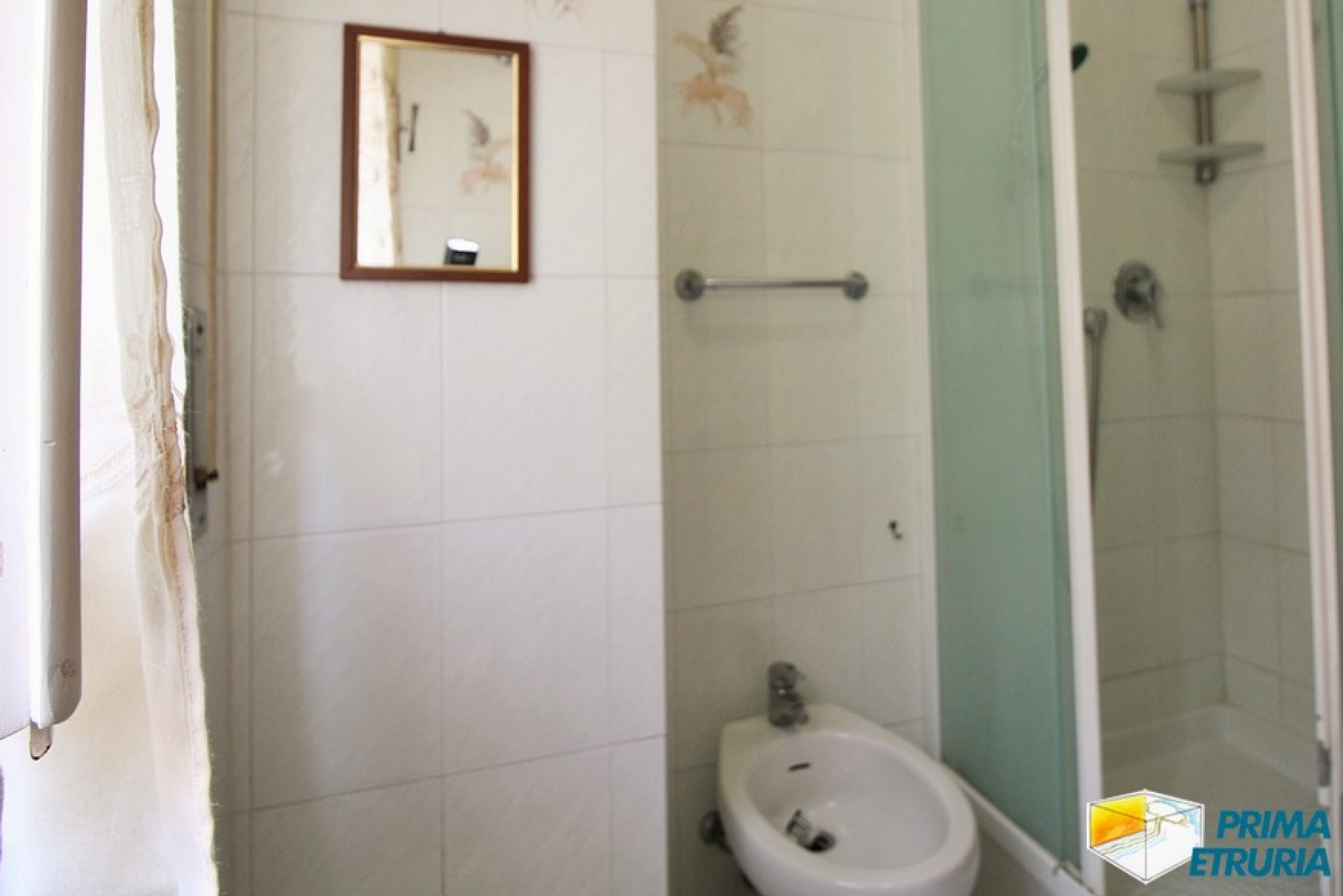 AMPIO QUATTRO VANI IN VIA SILVIO PELLICO - ZONA CENTRO -