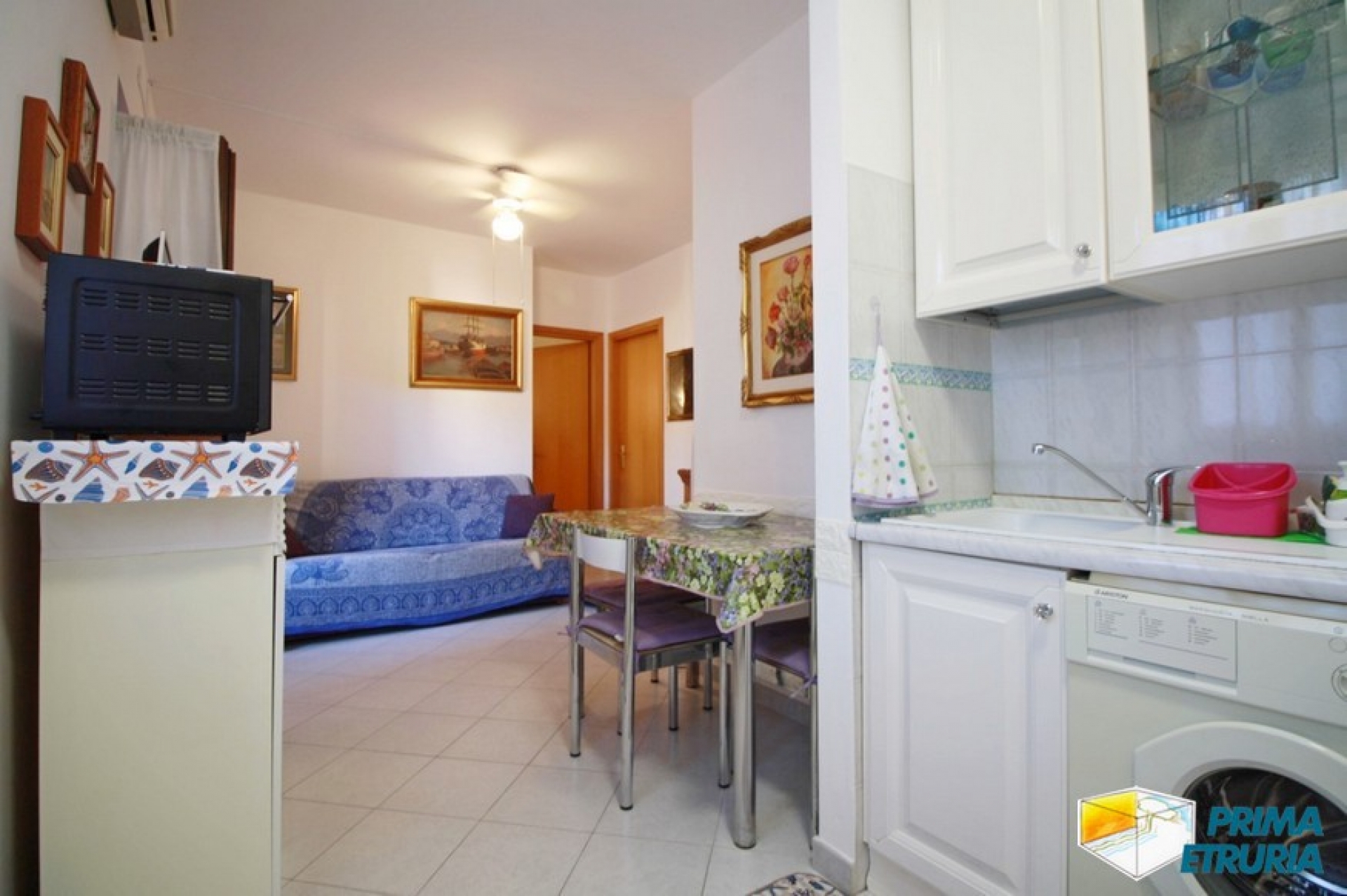 BILOCALE BILOCALE CON AMPIA TERRAZZA - ZONA ROSMARINA -