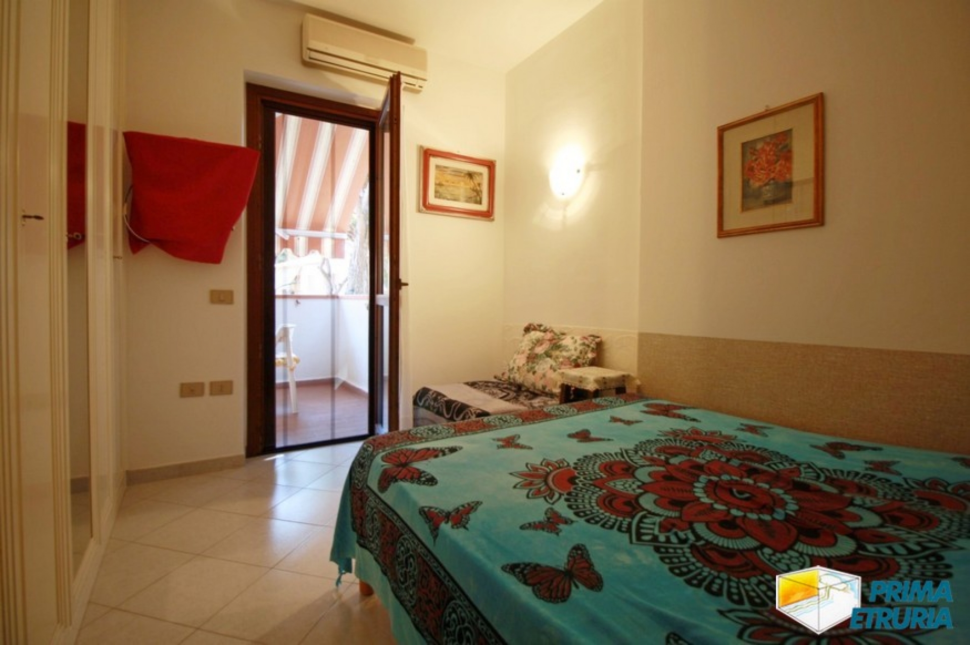 BILOCALE BILOCALE CON AMPIA TERRAZZA - ZONA ROSMARINA -
