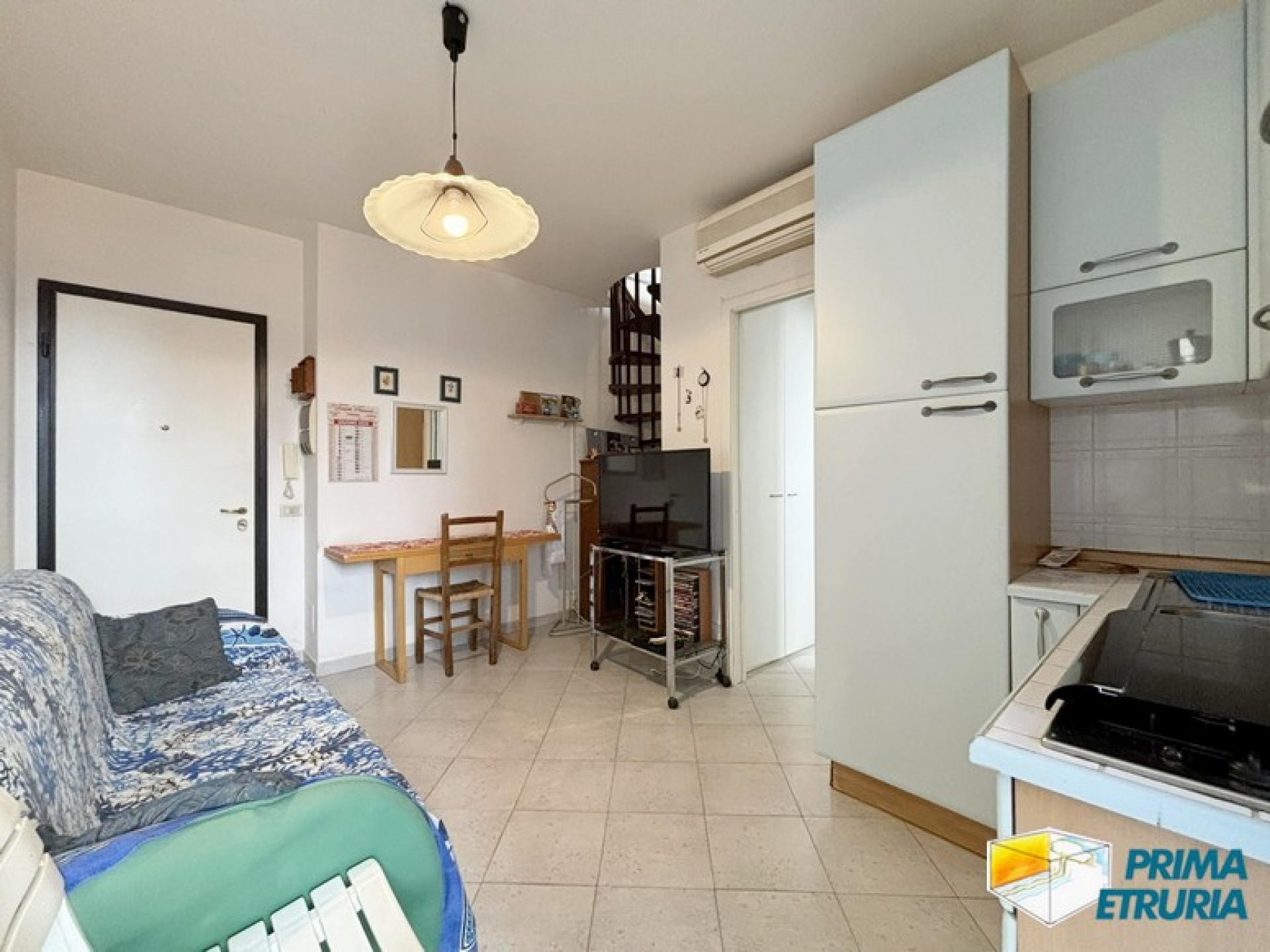 Incantevole Bilocale con Terrazzo e Vista Porto a Marina di Grosseto - ZONA CENTRO -