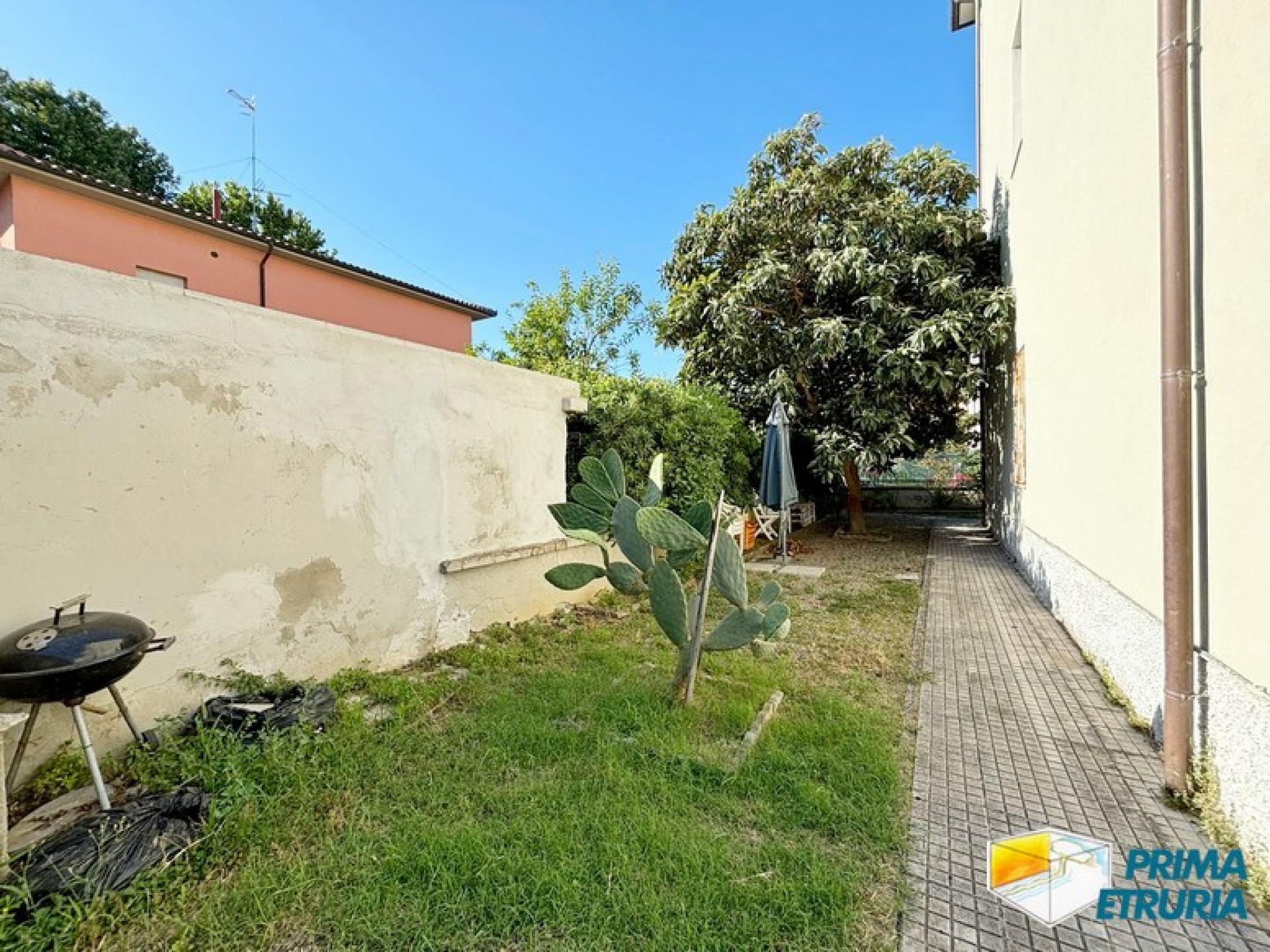 - GROSSETO - Spazioso Trilocale al piano terreno, Zona Barbanella