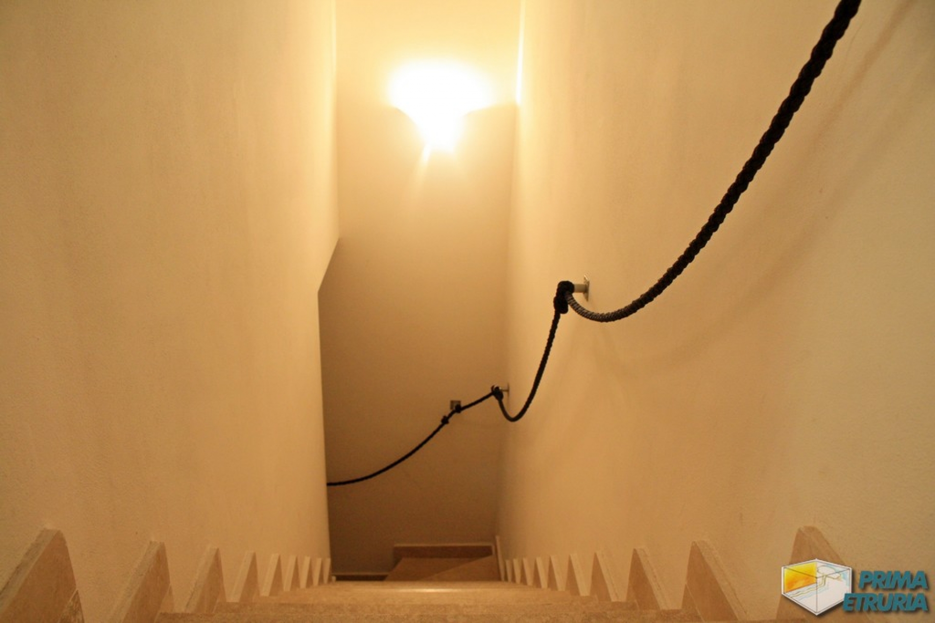 VENDESI TRILOCALE VIA DEL VOLTONCINO 27 - ZONA ROSMARINA -