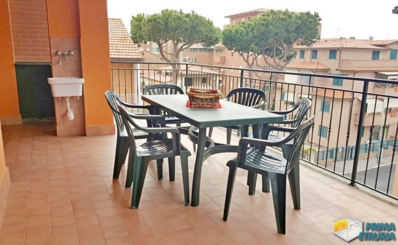 BILOCALE VIA GROSSETANA 22 - ZONA PORTO - 