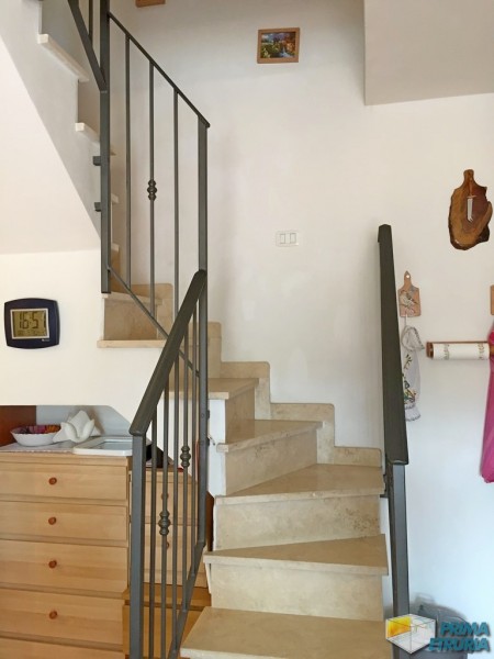 VENDESI TRILOCALE VIA CALA DI FORNO 7 - ZONA ROSMARINA -