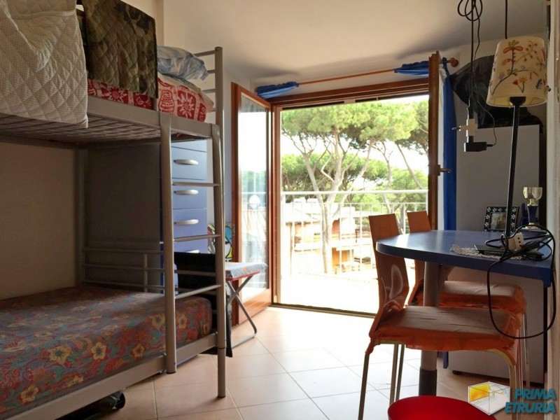 VENDESI TRILOCALE VIA CALA DI FORNO 7 - ZONA ROSMARINA -