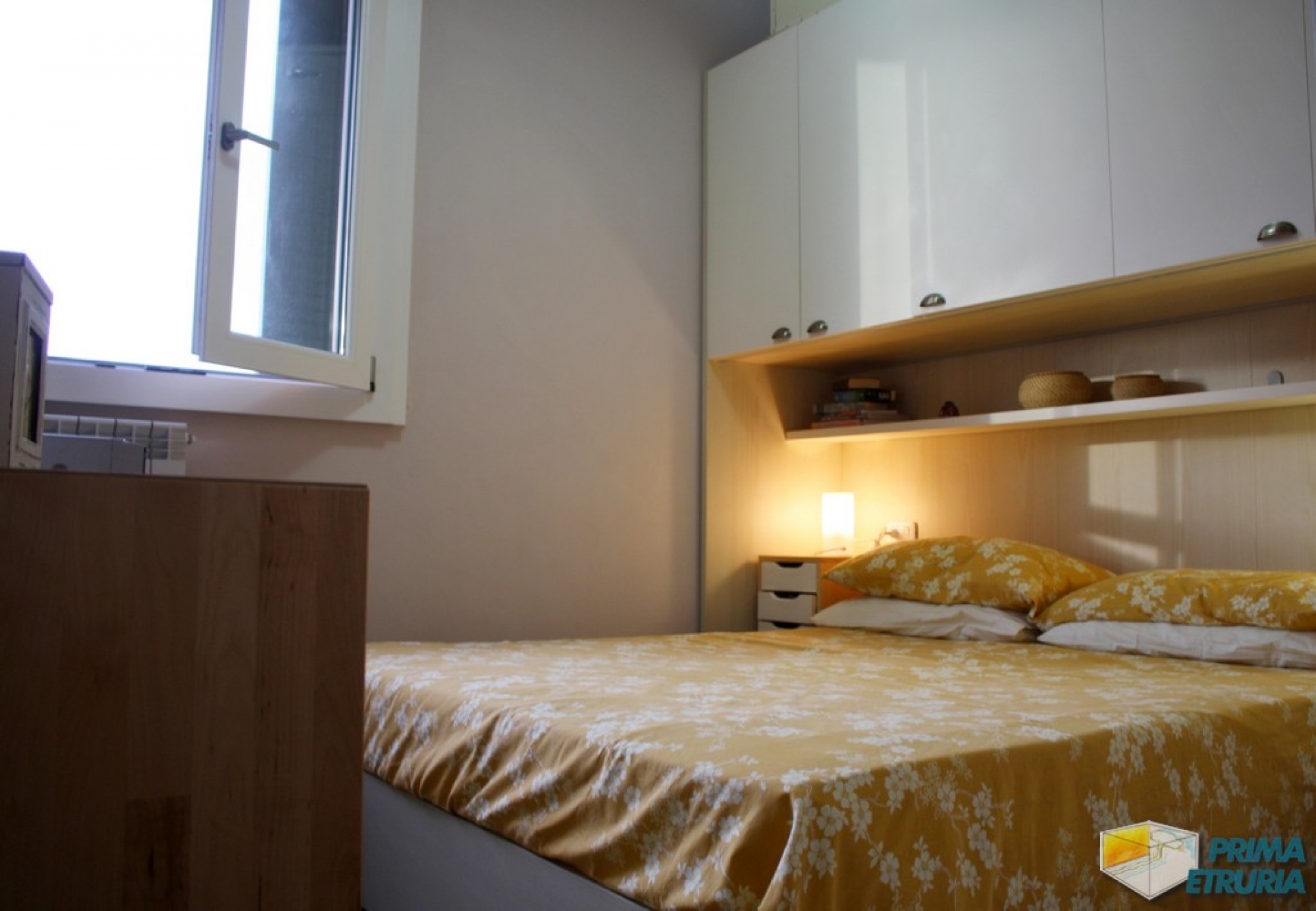 VENDESI APPARTAMENTO VISTA MARE - ZONA CENTRALE -