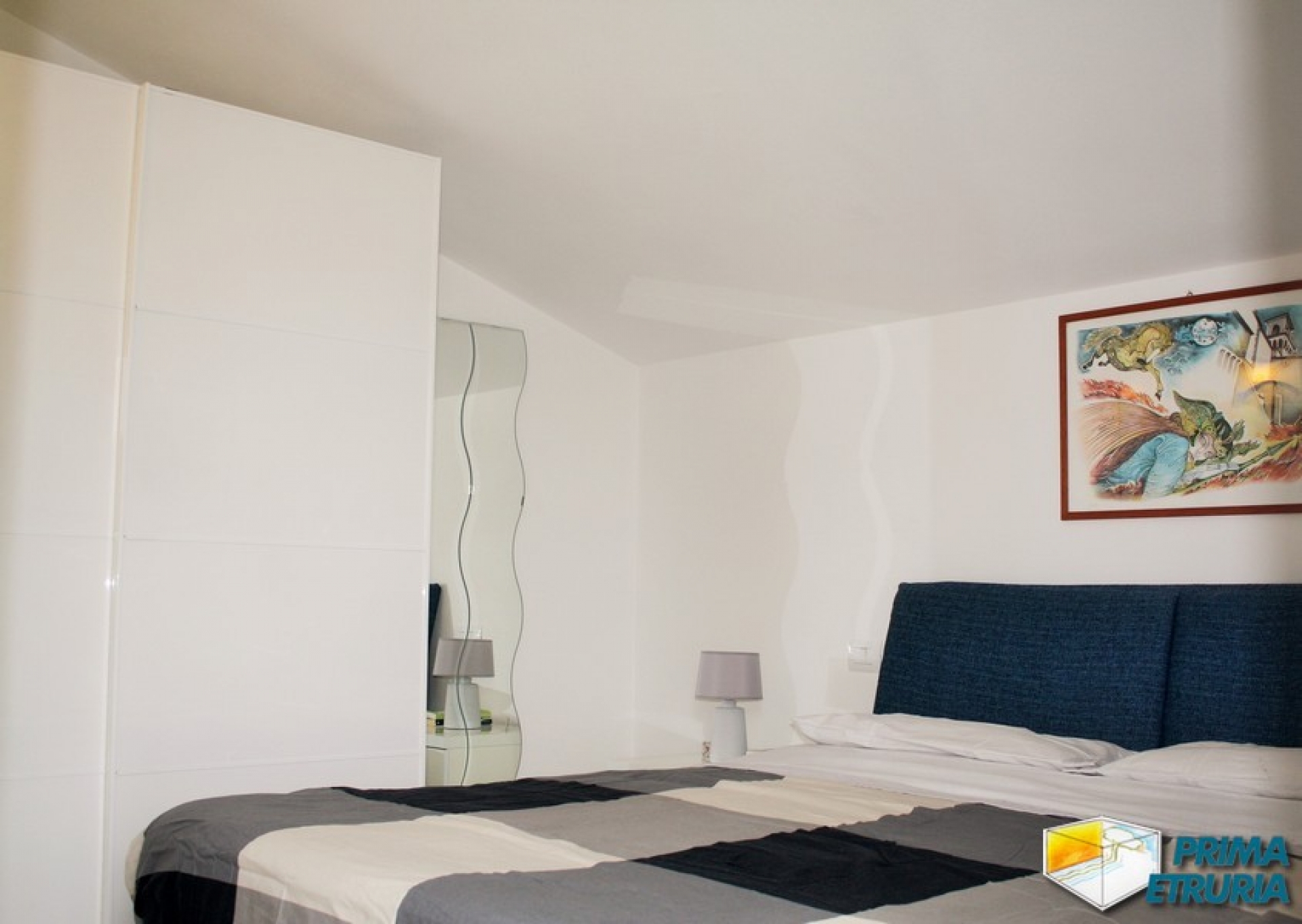VENDESI ATTICO VISTA MARE - ZONA ROSMARINA -