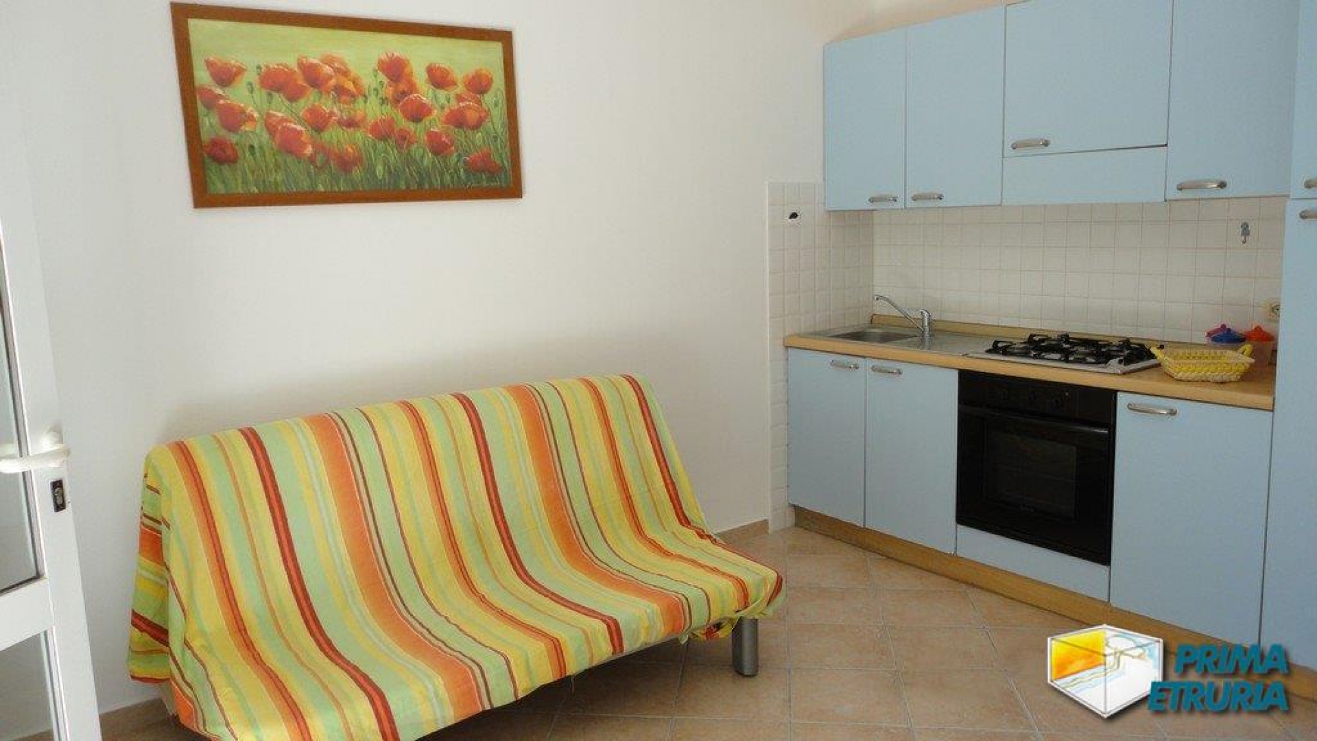 VENDESI VILLETTA CON GIARDINO VIA DEL MUGHETTO 4 - ZONA ROSMARINA -