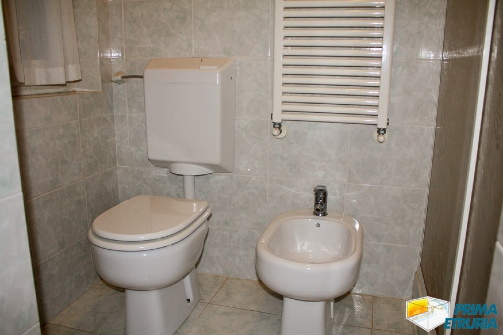 VENDESI TRILOCALE IN VIA FRANCESCO BARACCA - ZONA CENTRO -